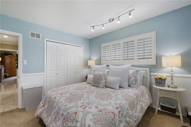 210 View Dr, La Habra, CA 90631 - bedroom with a closet and carpet flooring