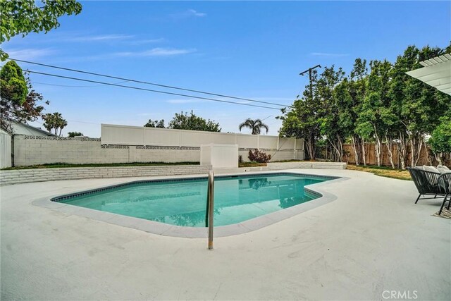 2842 E Virginia Ave, Anaheim, CA 92806 - view of swimming pool with a fenced backyard and a patio