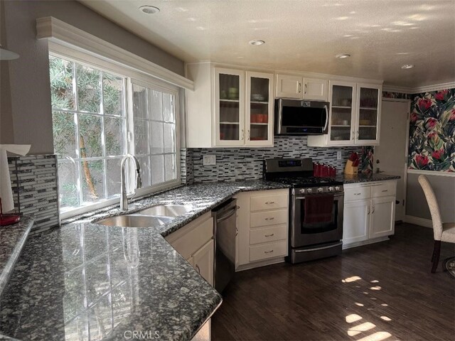 3727 Yuba River Dr, Ontario, CA 91761 - photo 9