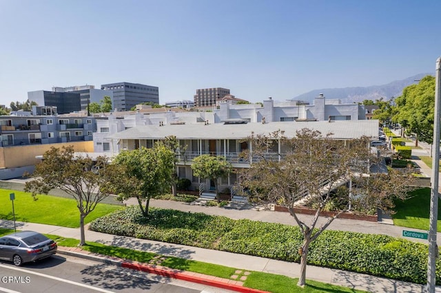 999 Cordova St, Pasadena, CA 91106 - view of property featuring a mountain view