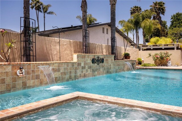 24711 Eloisa Dr, Mission Viejo, CA 92691 - view of swimming pool with an in-ground hot tub