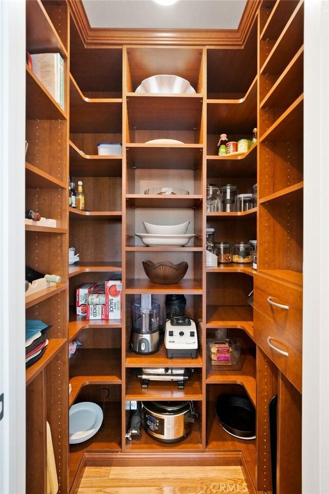 4583 Tuscani Dr, Cypress, CA 90630 - view of pantry