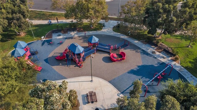 4583 Tuscani Dr, Cypress, CA 90630 - bird's eye view