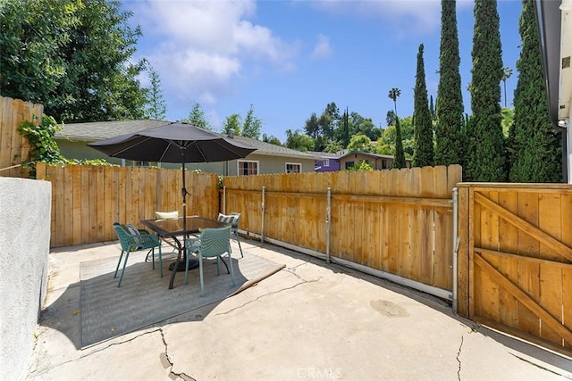 4312 Division St, Los Angeles, CA 90065 - view of patio with outdoor dining area and a gate