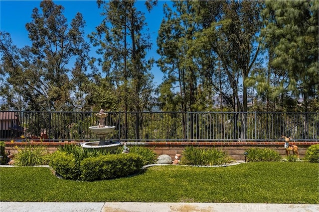 6459 E Via Arboles, Anaheim Hills, CA 92807 - view of yard