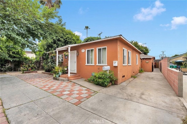 470 E Home St, Long Beach, CA 90805 - bungalow-style house with stucco siding