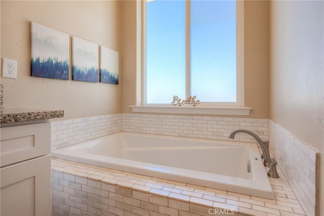 2381 Clearview Dr, Paradise, CA 95969 - full bath with a bath and vanity