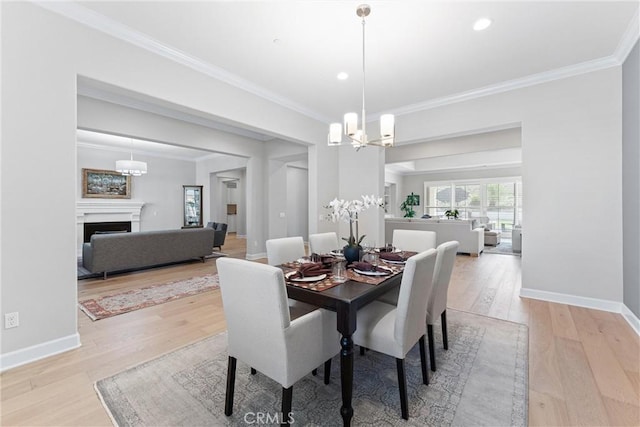 288 Shorey Dr, Glendora, CA 91741 - dining area featuring a chandelier, ornamental molding, wood finished floors, baseboards, and recessed lighting