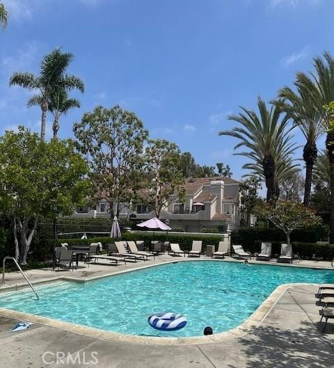 25055 Calle Playa Unit F, Laguna Niguel, CA 92677 - community pool with a patio