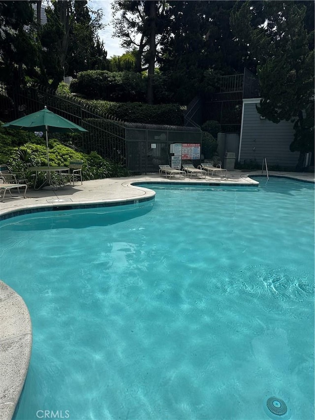 1406 Brett Pl Unit 112, San Pedro, CA 90732 - community pool featuring a patio area