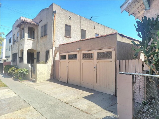 4214 Rosewood Ave, Los Angeles, CA 90004 - photo 3