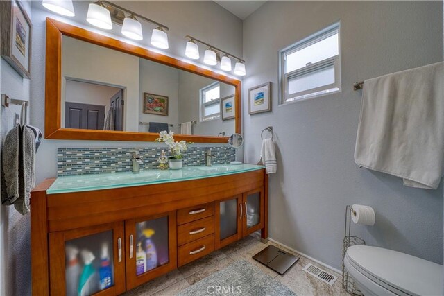 516 Stoneridge Dr, San Luis Obispo, CA 93401 - bathroom featuring backsplash and double vanity