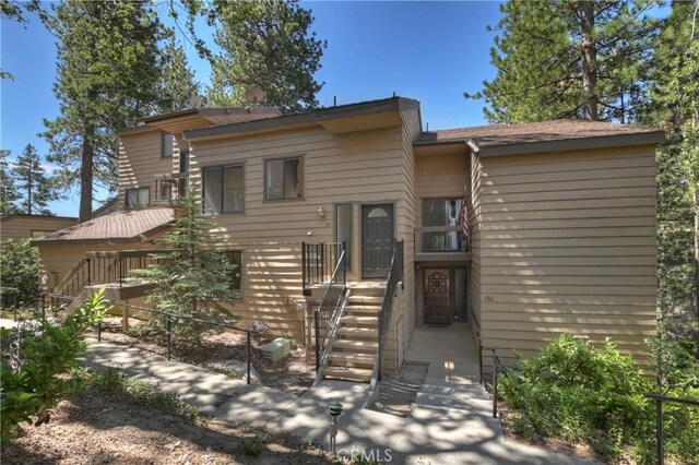 27657 Peninsula Dr Unit 131, Lake Arrowhead, CA 92352 - view of front of home