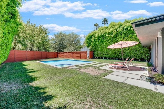 11230 Dilling St, Studio City, CA 91602 - view of yard with an in-ground hot tub and a patio area