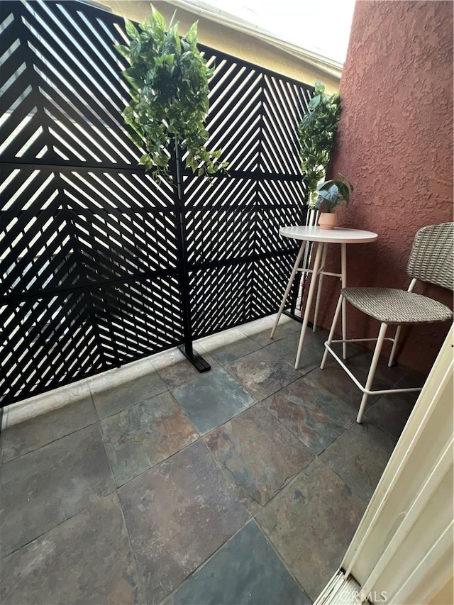 4113 E 10th St Unit 2, Long Beach, CA 90804 - view of balcony