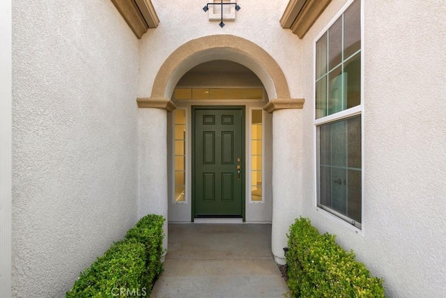 1583 Turtle Crk, Beaumont, CA 92223 - property entrance with stucco siding