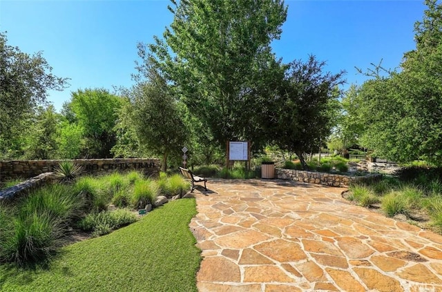 1583 Turtle Crk, Beaumont, CA 92223 - view of patio