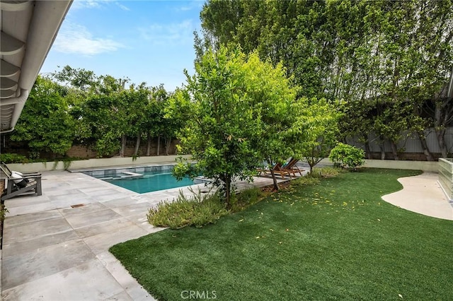 4820 Encino Ter, Encino, CA 91316 - view of pool featuring a patio area and a pool with connected hot tub