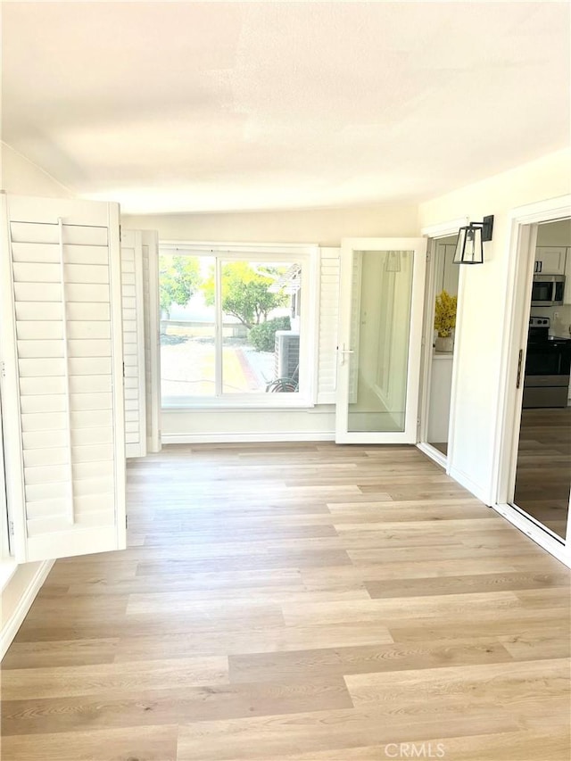 29041 Desert Hills Rd, Menifee, CA 92586 - hall featuring wood finished floors