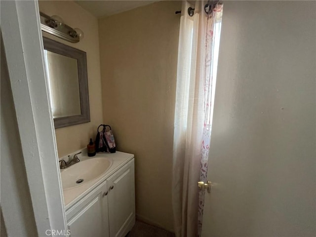 1186 Runaway Cir, Colton, CA 92324 - bathroom with vanity