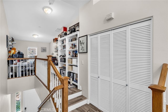5 Quartz Ln, Ladera Ranch, CA 92694 - hall with an upstairs landing and wood finished floors