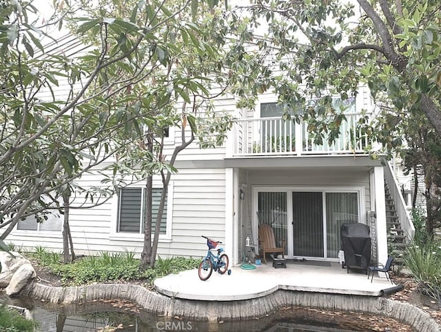 22224 S Vermont Ave Unit 102C, Torrance, CA 90502 - back of property with a balcony and stairs