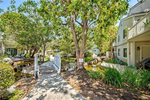 22224 S Vermont Ave Unit 102C, Torrance, CA 90502 - view of home's community featuring a small pond