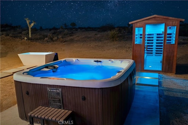 59425 Sun Mesa Rd, Yucca Valley, CA 92284 - view of pool featuring a hot tub