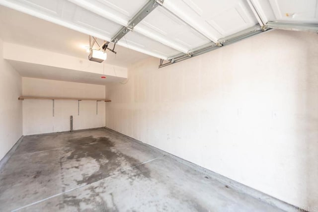 1875 Baudouin Pl Unit 1731, Chula Vista, CA 91913 - garage featuring a garage door opener