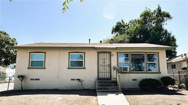 950 Cedar St, Corona, CA 92879 - view of front of house with crawl space and stucco siding