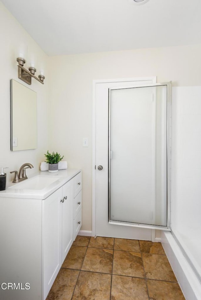 815 Perry Ave, Montebello, CA 90640 - full bath featuring vanity