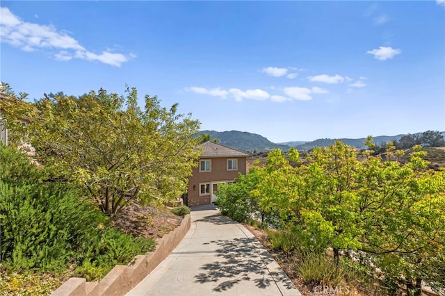 43845 Calle De Velardo, Temecula, CA 92592 - exterior space with a mountain view