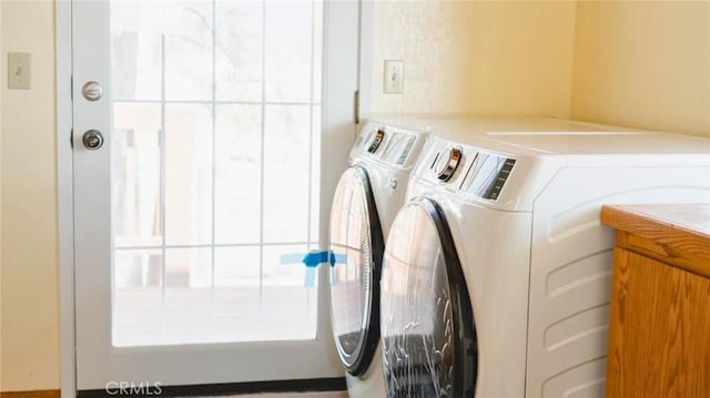 32455 Scandia Dr, Running Springs, CA 92382 - laundry room featuring washer and clothes dryer