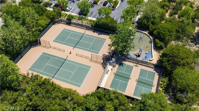 20 Cactus, Irvine, CA 92603 - drone / aerial view