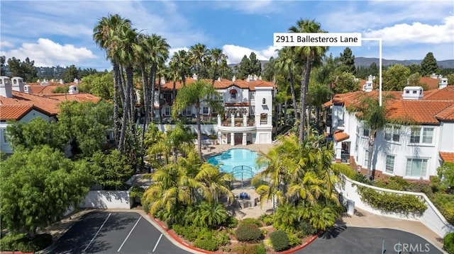 2911 Ballesteros Ln, Tustin, CA 92782 - aerial view of residential area featuring a pool area