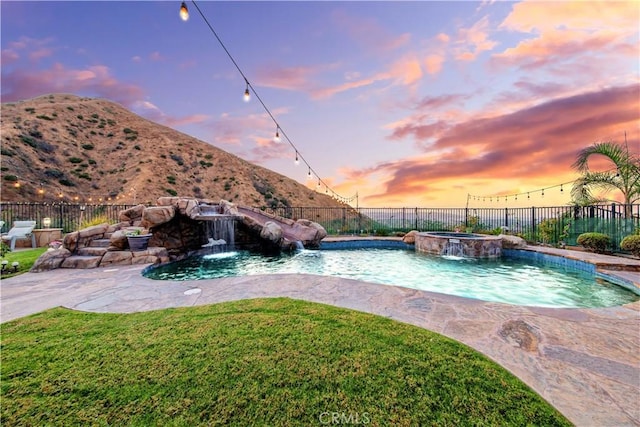 2514 Bulrush Cir, Corona, CA 92882 - view of swimming pool featuring a mountain view and a pool with connected hot tub