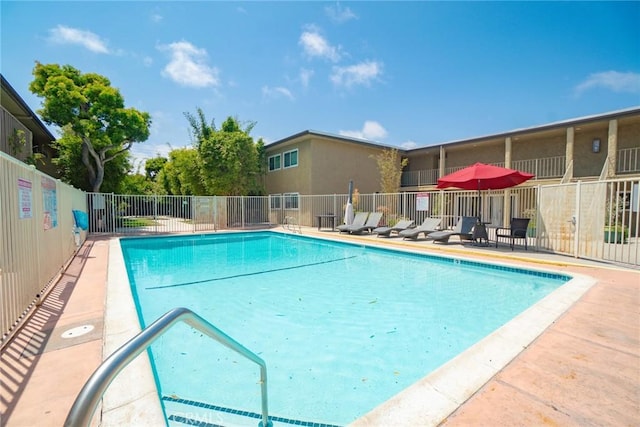 4727 W 147th St Unit 225, Lawndale, CA 90260 - view of community pool