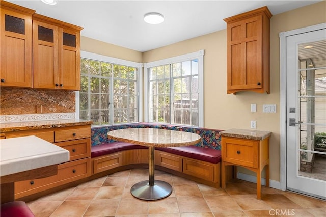 1539 Hammon Ave, Oroville, CA 95966 - dining area featuring breakfast area and light tile patterned floors