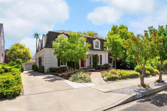 1539 Hammon Ave, Oroville, CA 95966 - view of front facade with mansard roof and roof with shingles