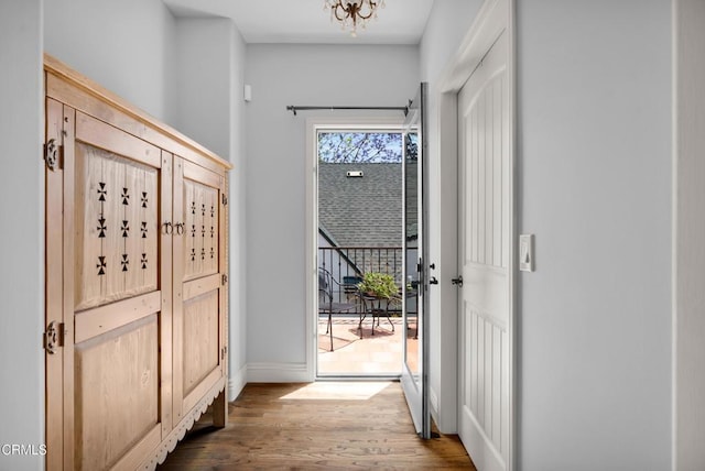 171 N Sunset Pl, Monrovia, CA 91016 - foyer with wood finished floors and baseboards