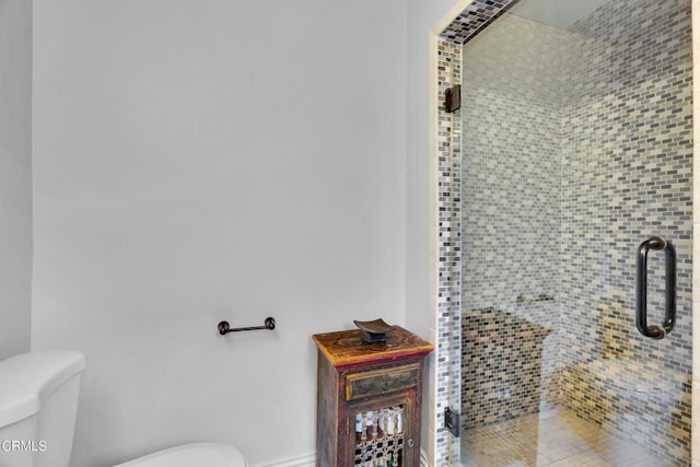 171 N Sunset Pl, Monrovia, CA 91016 - full bathroom with toilet and a shower stall