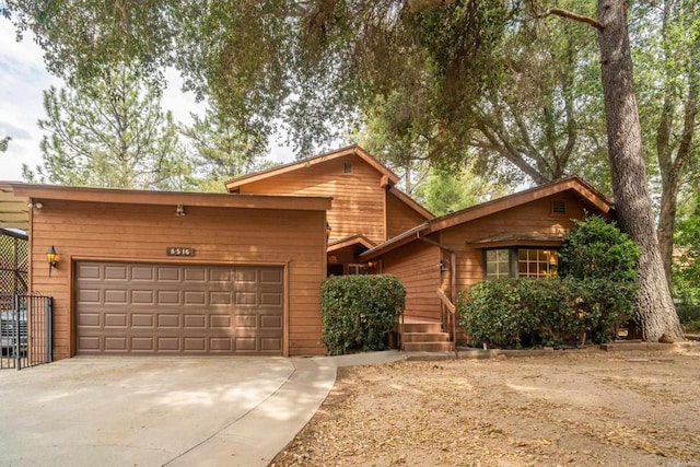 8516 Valley View Trl, Pine Valley, CA 91962 - chalet / cabin with a garage and driveway