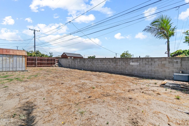 374 Will Ave, Oxnard, CA 93036 - fenced backyard with a shed