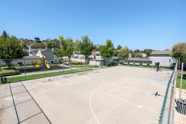 6640 Bridle Cir, Yorba Linda, CA 92886 - photo 52