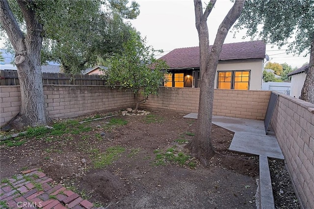 550 N 1st Ave, Upland, CA 91786 - view of fenced backyard