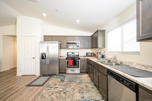 501 Black Cherry St, San Jacinto, CA 92582 - photo 2