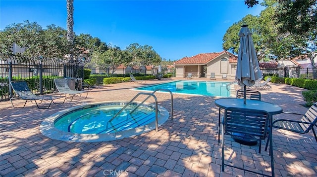 28282 Sorrento Unit 147, Laguna Niguel, CA 92677 - community pool with a patio and a hot tub