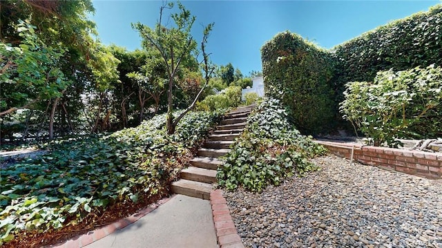 12 Pinto Ln, Rolling Hills Estates, CA 90274 - view of yard featuring stairway