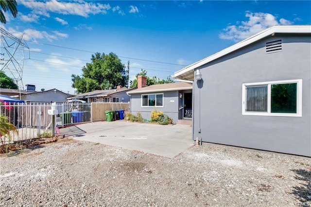 6171 Cleon Ave, North Hollywood, CA 91606 - view of patio