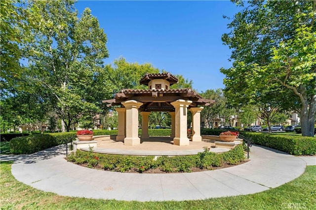 32 Perennial, Irvine, CA 92603 - surrounding community featuring a gazebo